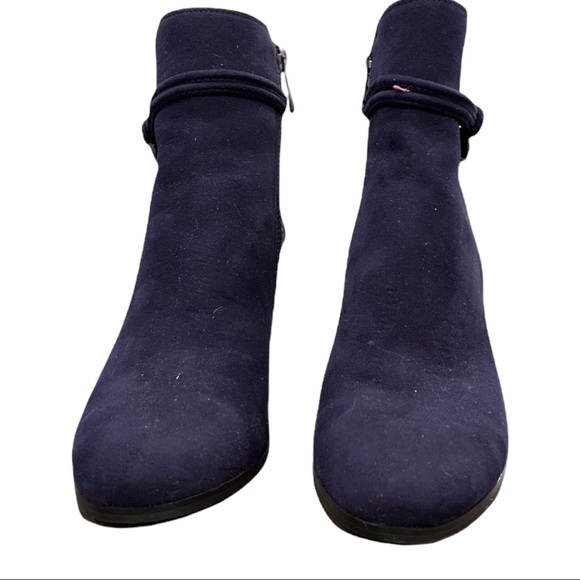 Moda in Pelle Leather ankle boots. Blue. Chain detailing. EUC - Picture 11 of 14